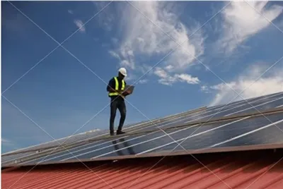 Vlada Ujedinjenog Kraljevstva najavljuje solarne panele koji se mogu uključit...
